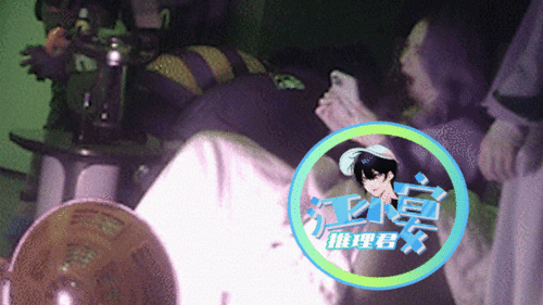 李承鉉攜愛女溫馨出街，Lucky路邊起舞萌態(tài)盡顯